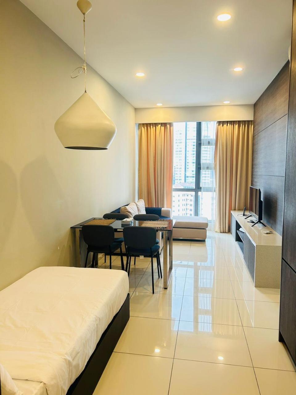 Appartamento The Robertson Kl Bukit Bintang Kuala Lumpur Esterno foto